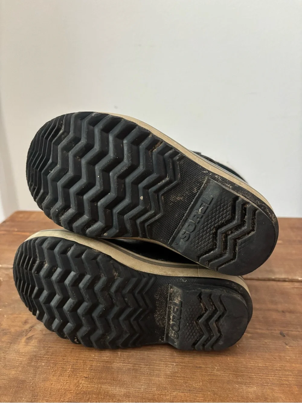 Sorel Kids Black Waterproof Winter Snow Boots Size 11